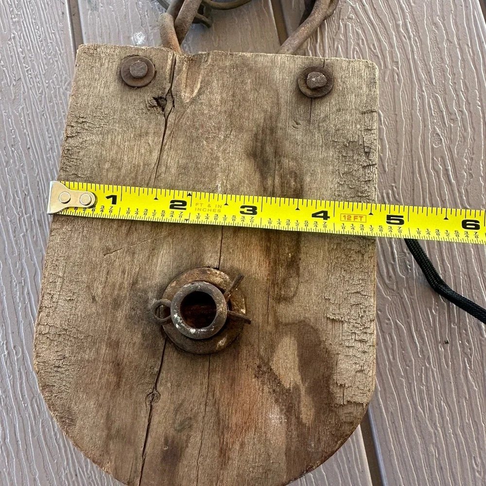 Antique Block and Tackle Barn / Maritime Pulley Hay Loft Wooden Iron Rustic 6.5
